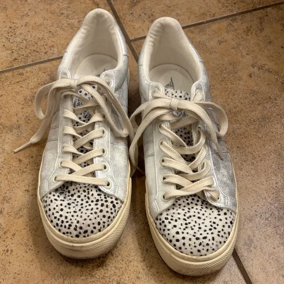 Gola Women's Orchid II Cheetah Sneakers in silver metallic - Picture 2 of 6